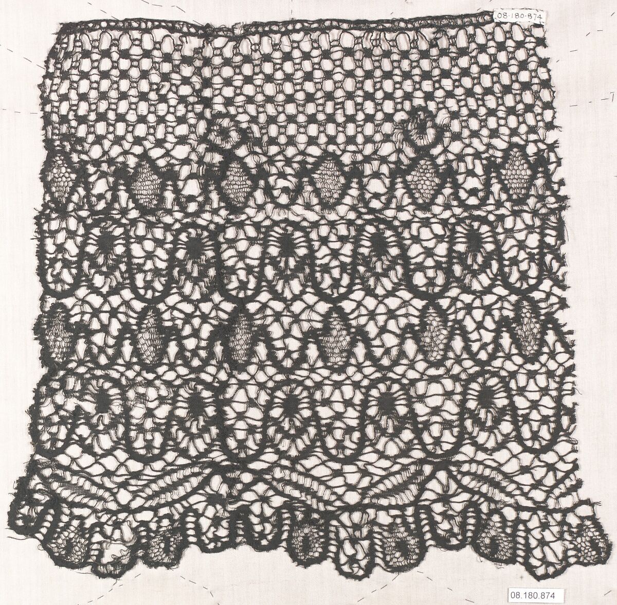 Fragment, Bobbin guipure lace, French