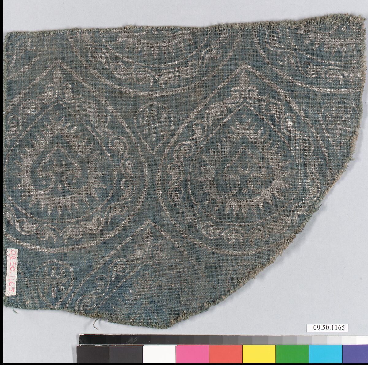 Fragment in 14th century style, Linen, German