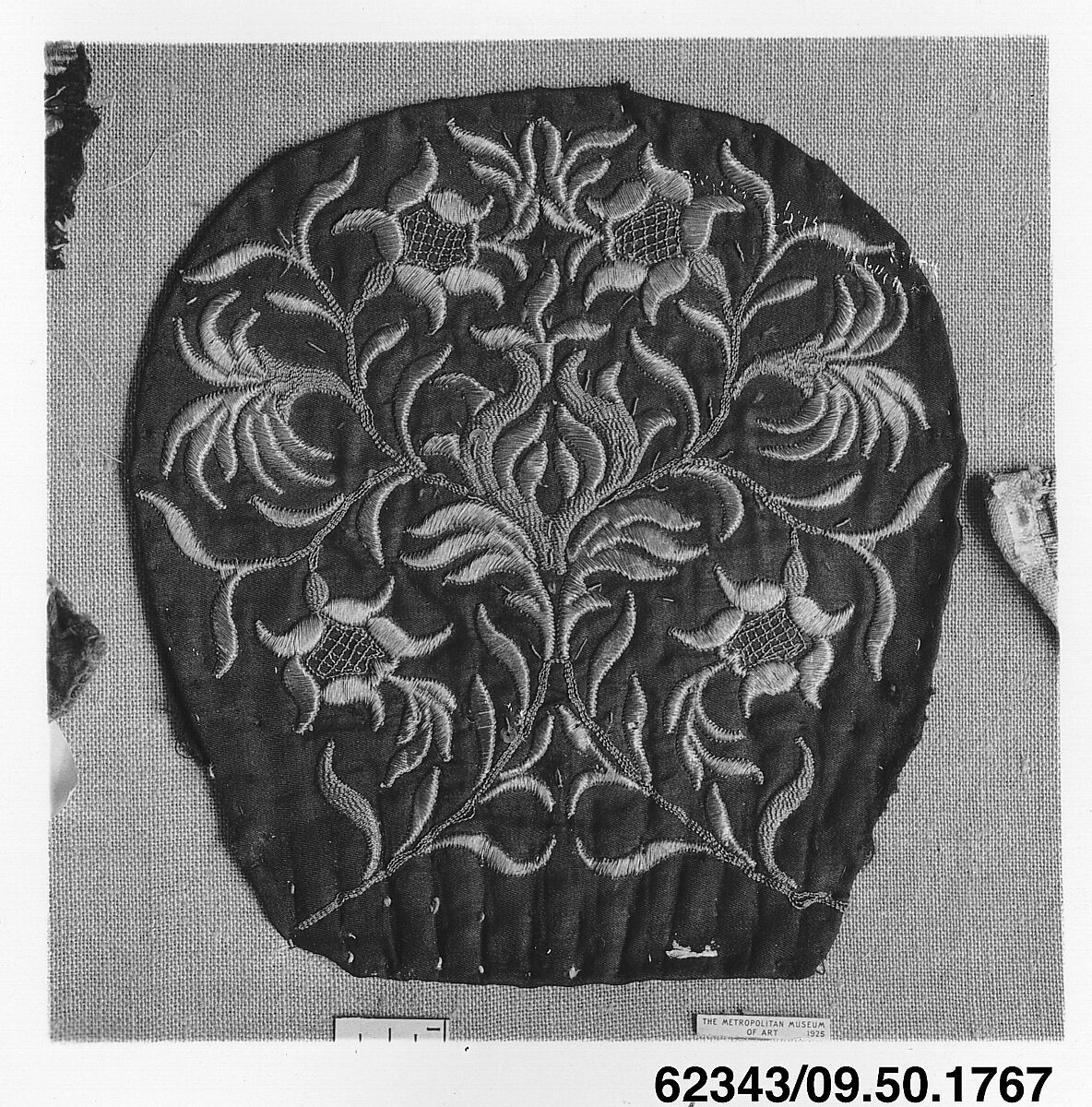 Cap crown, Metal thread on silk, Southern German