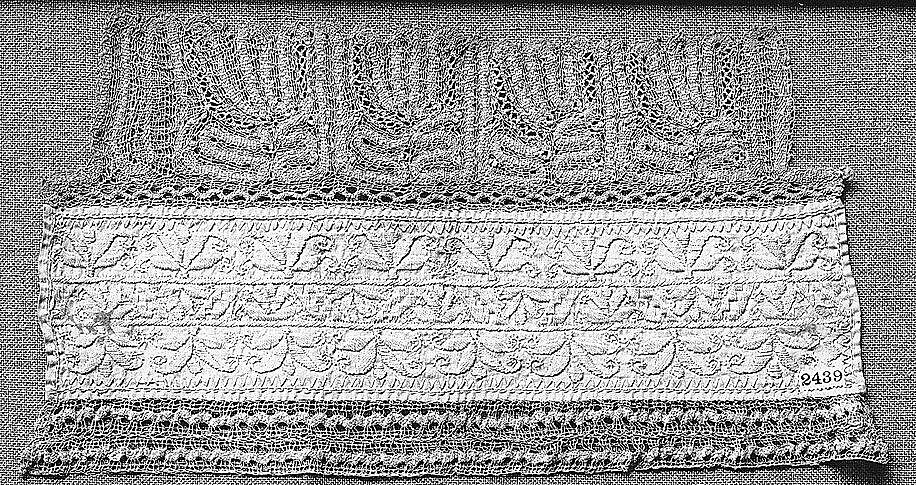 Cuff, Linen and silk, bobbin lace, Hungarian-Slovak 