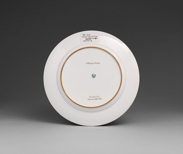 Plate, Lenox, Incorporated (American, Trenton, New Jersey, established 1889), Porcelain, gold ground, American