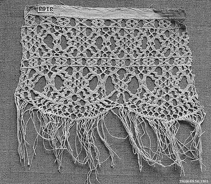 Fragment, Macramé, Italian