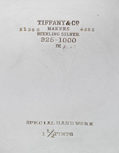 Coffeepot, Tiffany &amp; Co. (1837–present), Silver, wood, American