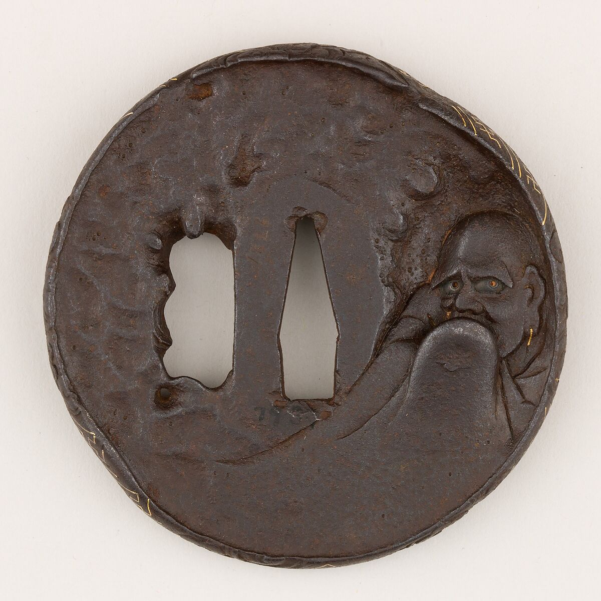 Sword guard (<i>Tsuba</i>) Depicting Bodhidharma (達磨図鐔), Iron, gold, silver, Japanese 