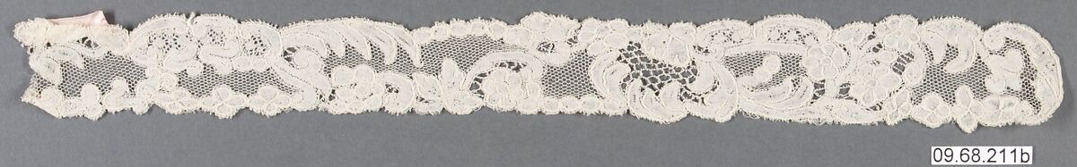 Pair of lappets, Bobbin lace, point d'Angleterre, Flemish