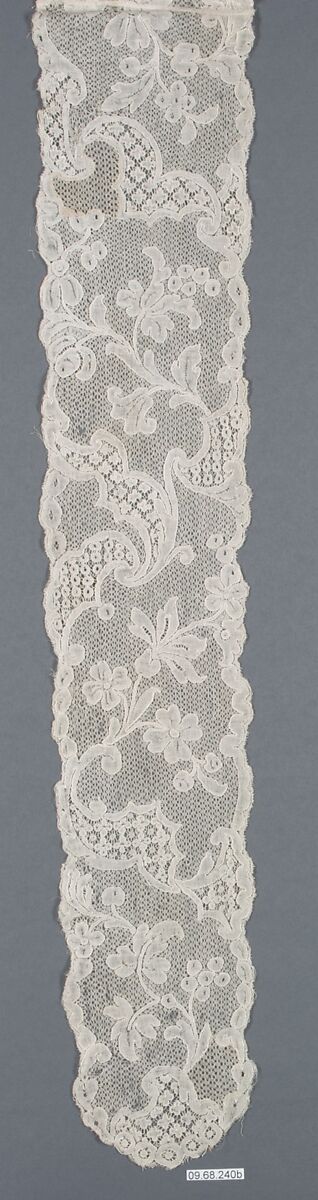Lappet (one of a pair), Bobbin lace, Flemish, Mechlin