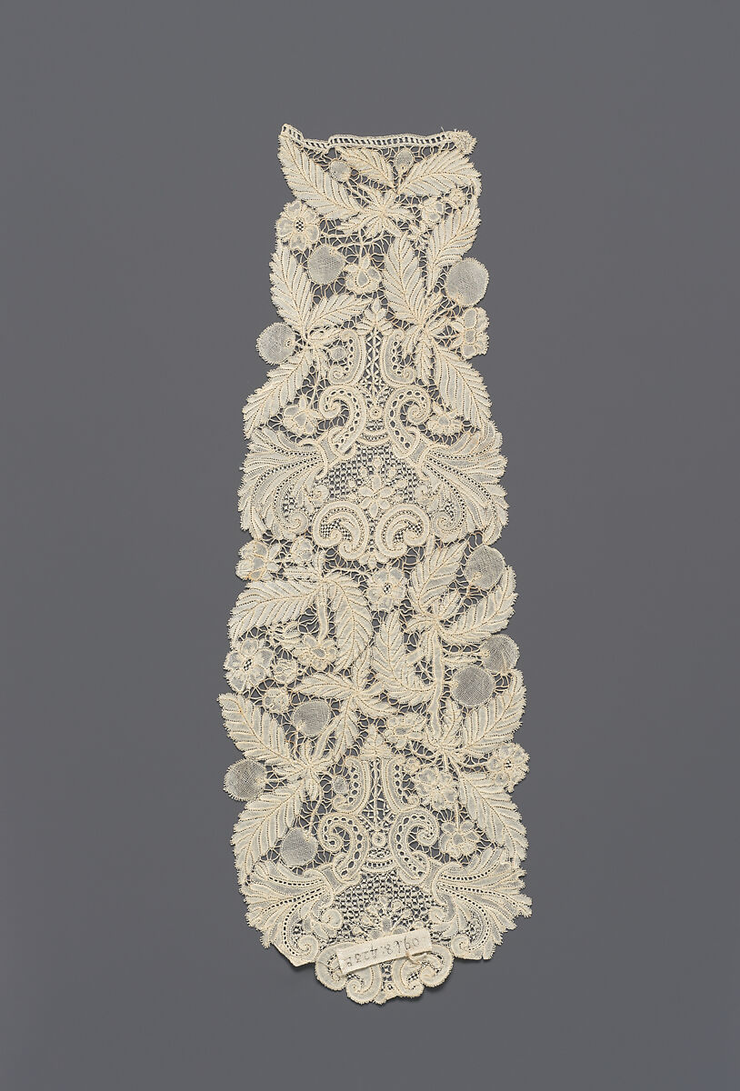 Pair of lappets, Bobbin lace, British, Honiton