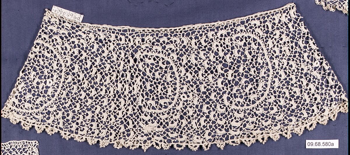 Cuff (one of a pair), Crochet, Irish