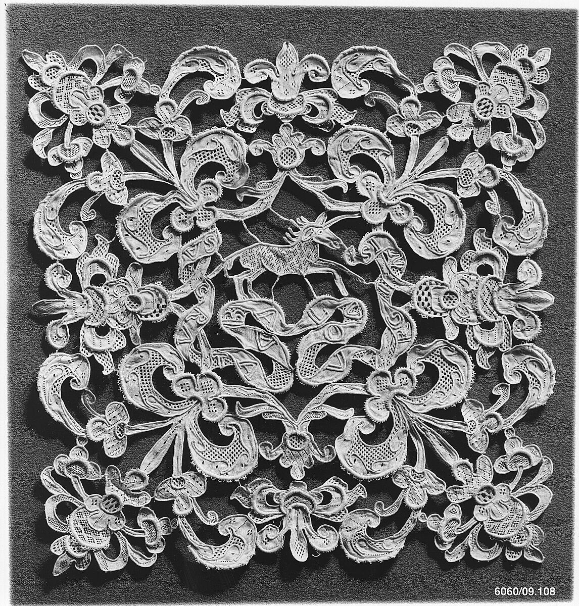 Chalice veil, Needle lace, Italian 