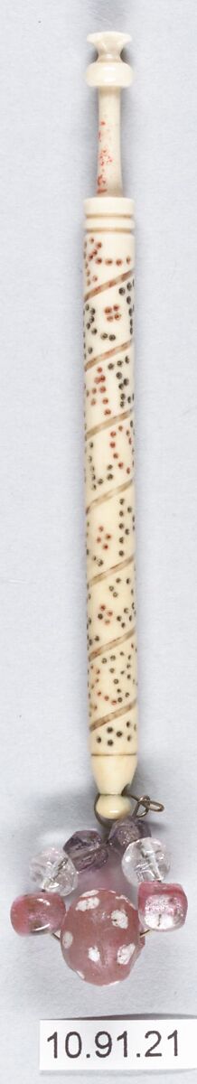 Bobbin, Bone and beads, British, Buckinghamshire 