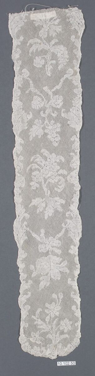 Barbe (one of three pieces), Bobbin lace, French