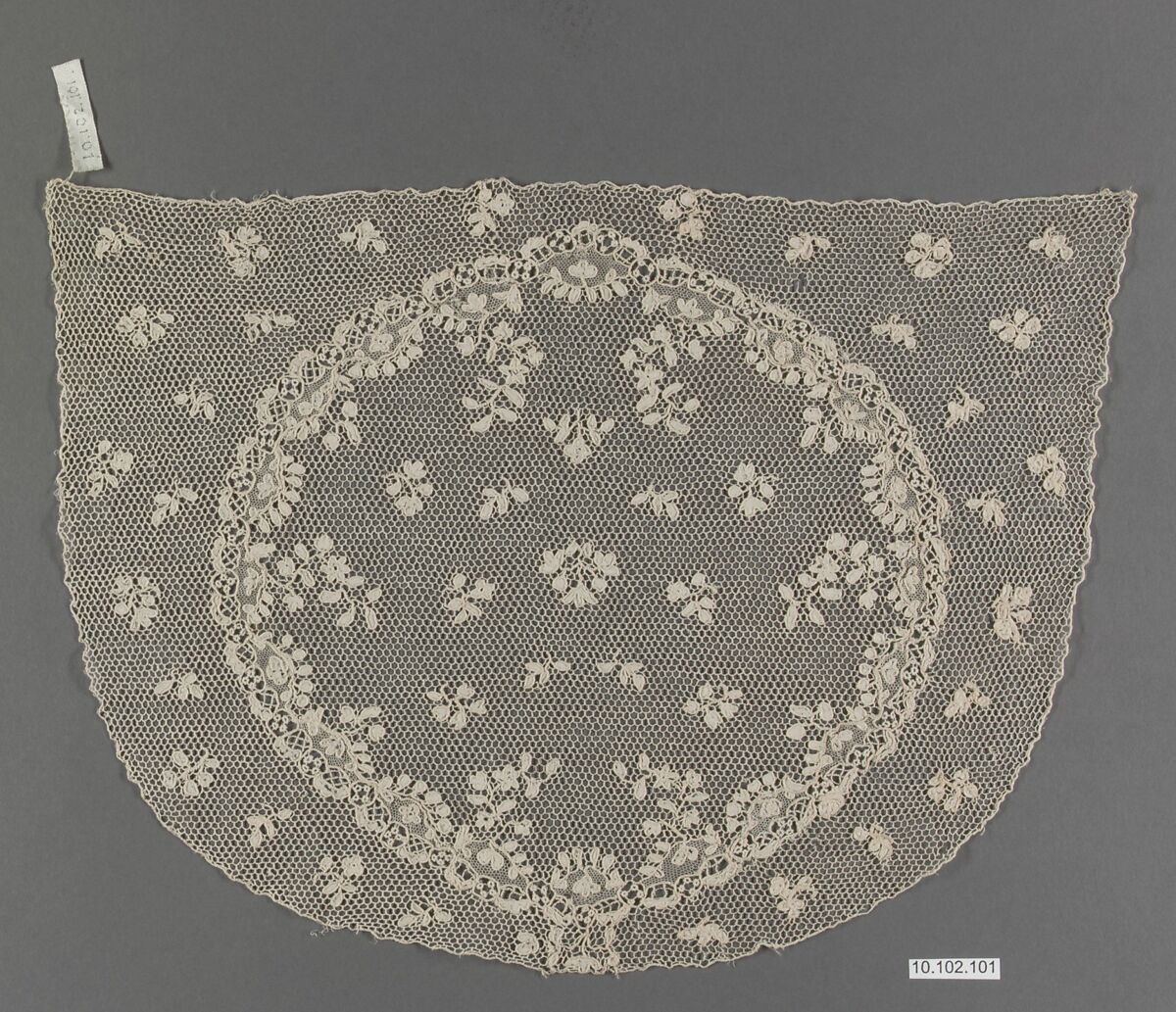 Cap crown, Needle lace, point d’Alençon, French