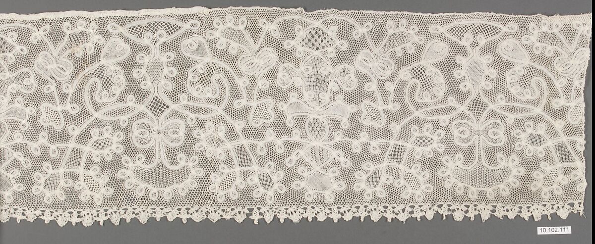 Flounce, Bobbin lace, Milanese lace, Italian