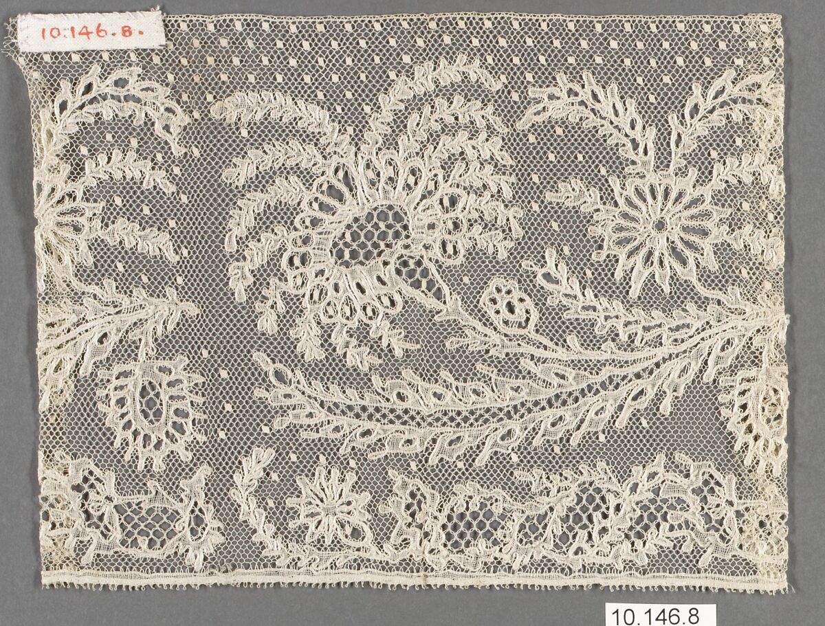 Pieces (2), Bobbin lace, Flemish