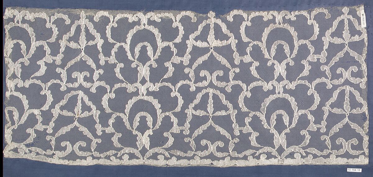 Flounce, Machine net, Spanish, Granada