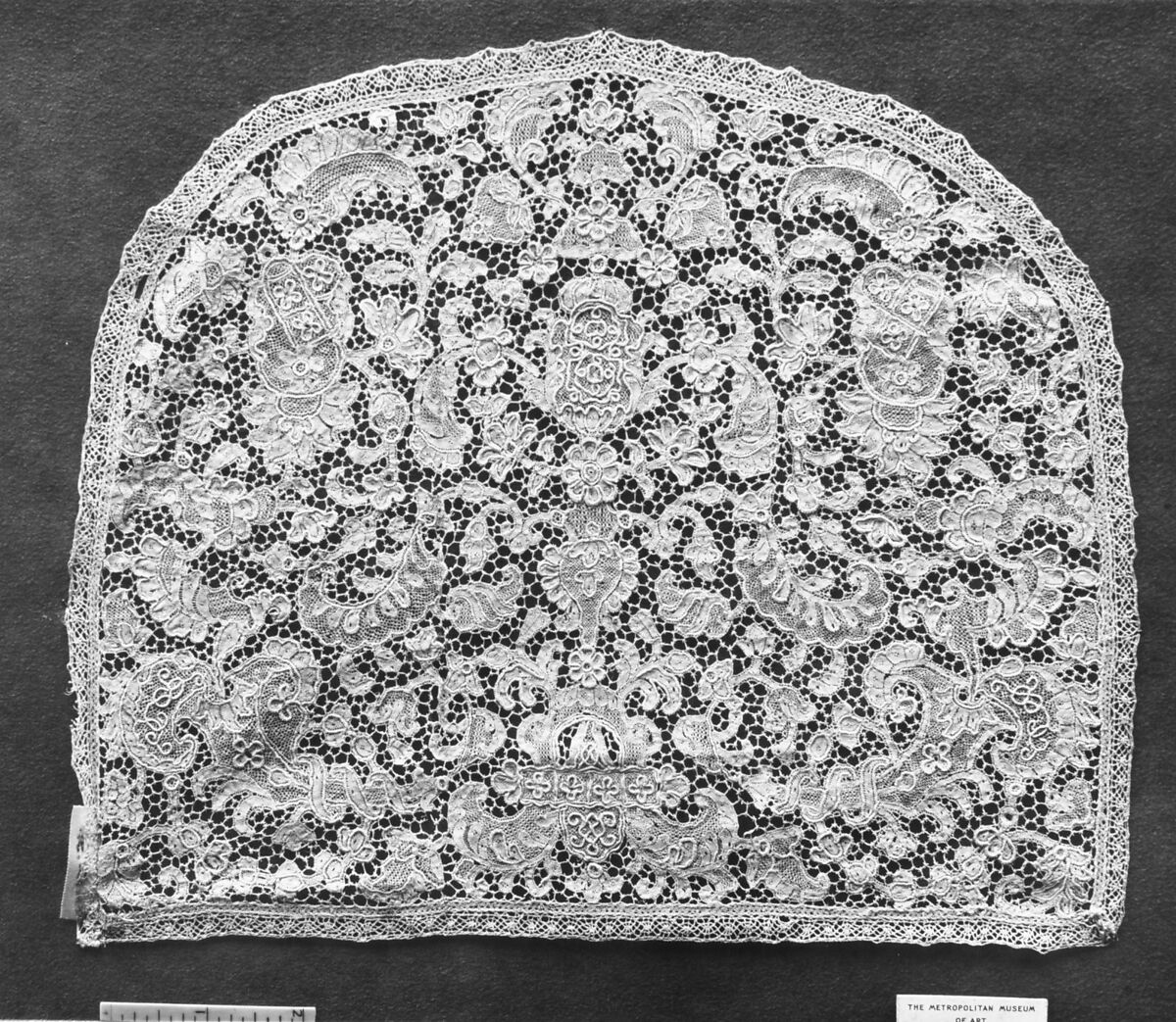 Cap crown, Needle lace, point d'Argentan, French