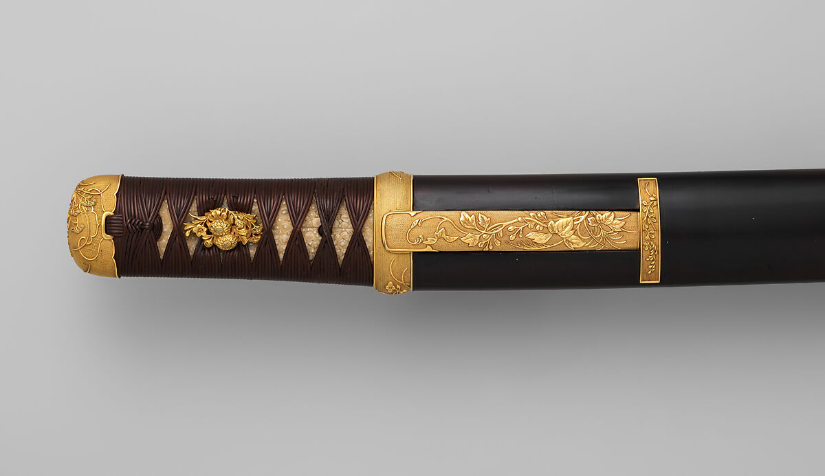 金魚子地秋草図金具合口拵・付銀刀 Blade and Mounting for a Dagger (<i>Tantō</i>), Fittings and blade by 宮田信清 Miyata Nobukiyo (Japanese, Kyōto 1817–1884 Edo (present-day Tokyo)), Steel, silver, copper, copper-gold alloy (<i>shakudō</i>), gold, ray skin (<i>same</i>), baleen, lacquer, Japanese