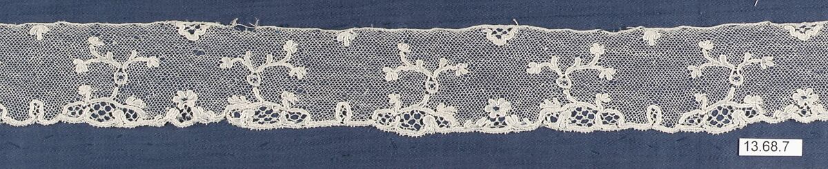 Fragment, Bobbin lace, British, Buckinghamshire