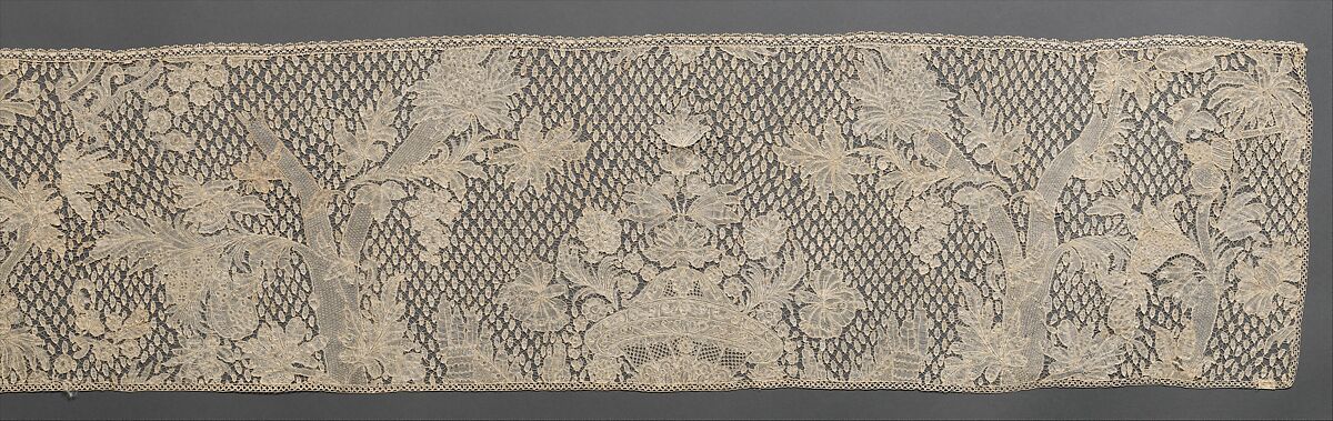 Flounce, Bobbin lace, point d'Angleterre, Flemish, Brussels 