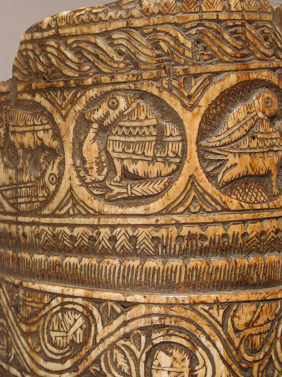 Oliphant (Hunting Horn), Ivory, copper alloy, possibly southern Italian