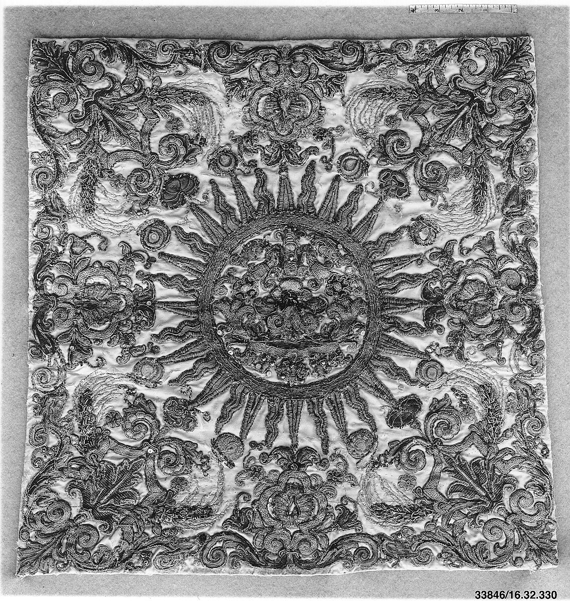 Chalice veil, Silk and metal thread, French 