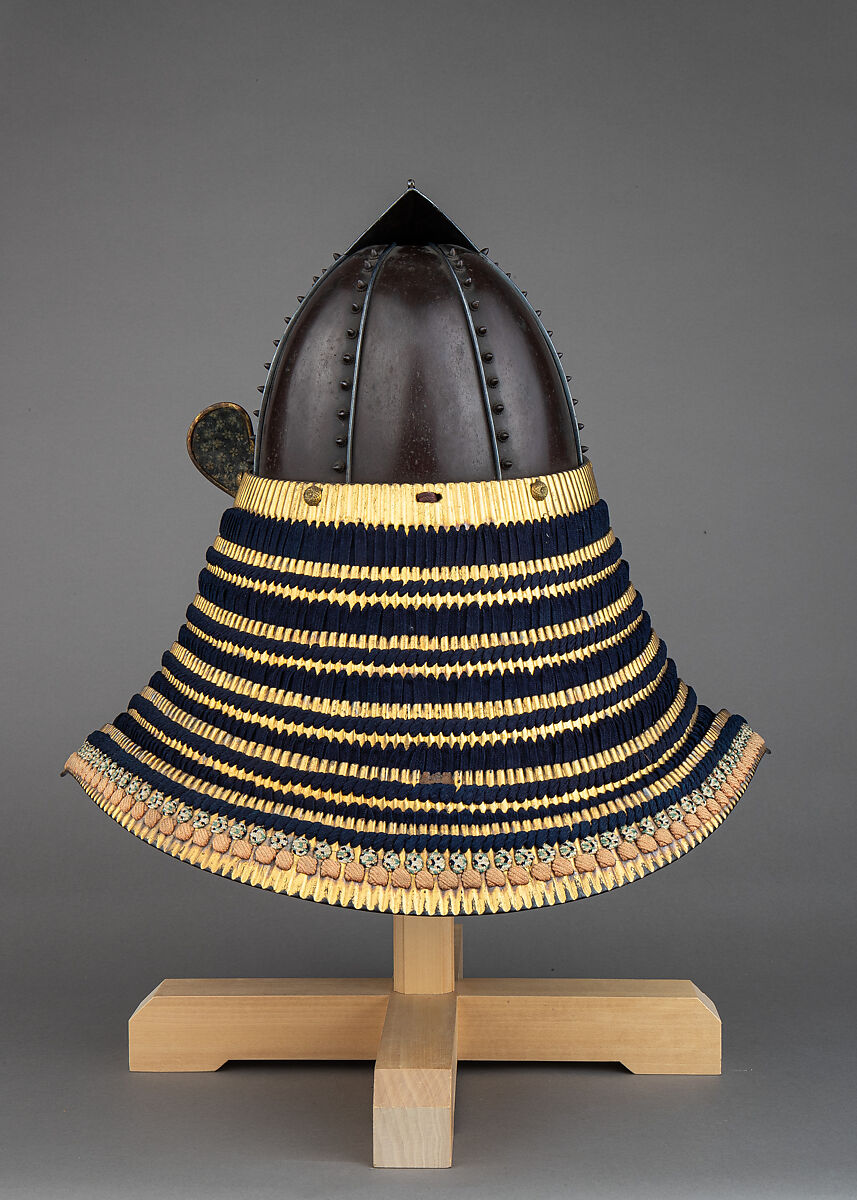 Helmet (<i>Kabuto</i>), Iron, textile, lacquer, gilt bronze, Japanese