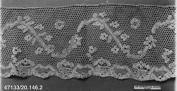 Fragment, Bobbin lace, Spanish