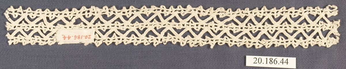 Strip, Bobbin lace, Italian