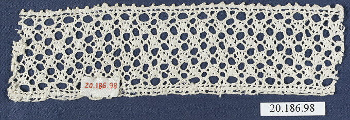 Strip, Bobbin lace, Italian, Tuscany 