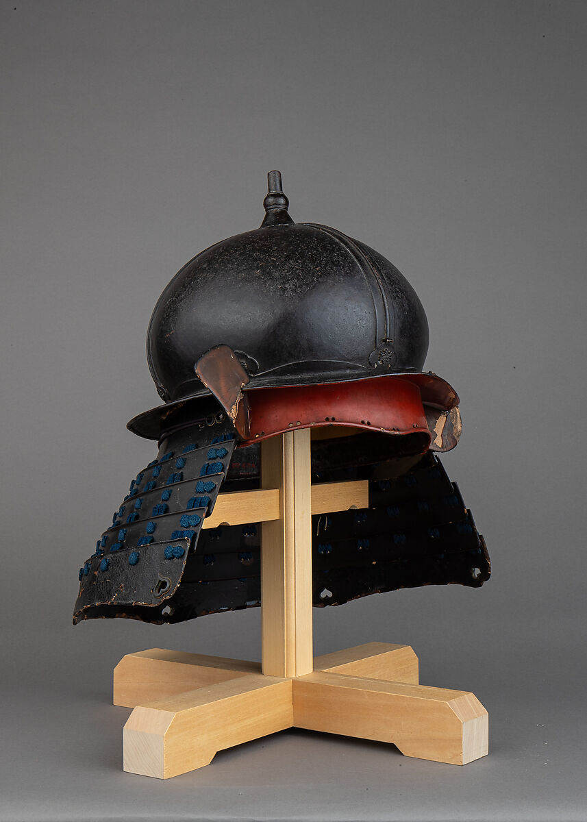 Helmet (Kabuto), Iron, leather, textile, lacquer, Japanese