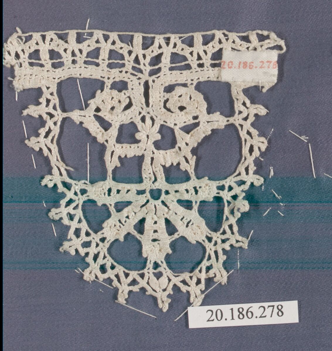 Fragment, Bobbin lace, Italian, Genoa