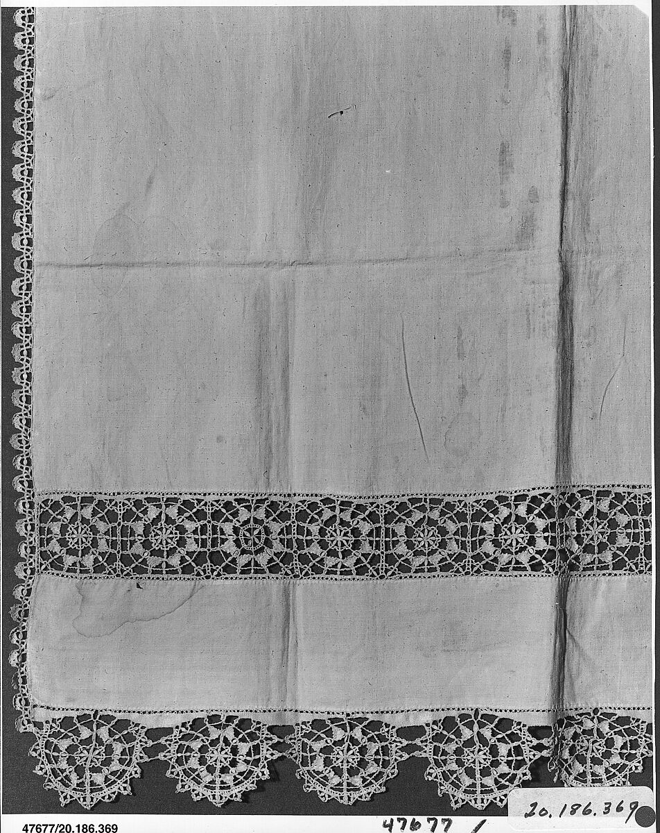 Altar cloth, Linen, bobbin lace, Italian, Genoa 