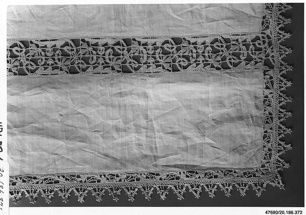 Altar cloth, Bobbin lace, cutwork, punto in aria, Italian, Venice 
