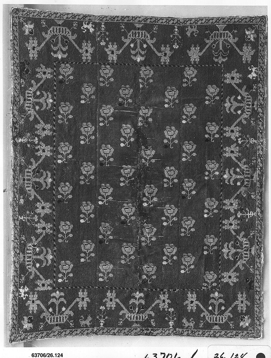 Rug, Wool and linen (Weft consists of three rows of linen thread alternating with three rows of wool looped), Spanish 