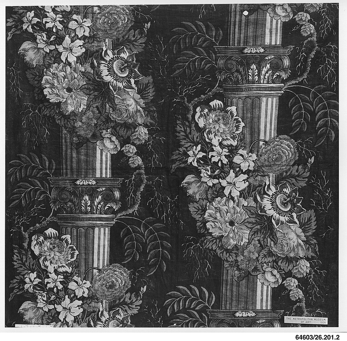 Pillar print textile, Cotton, British