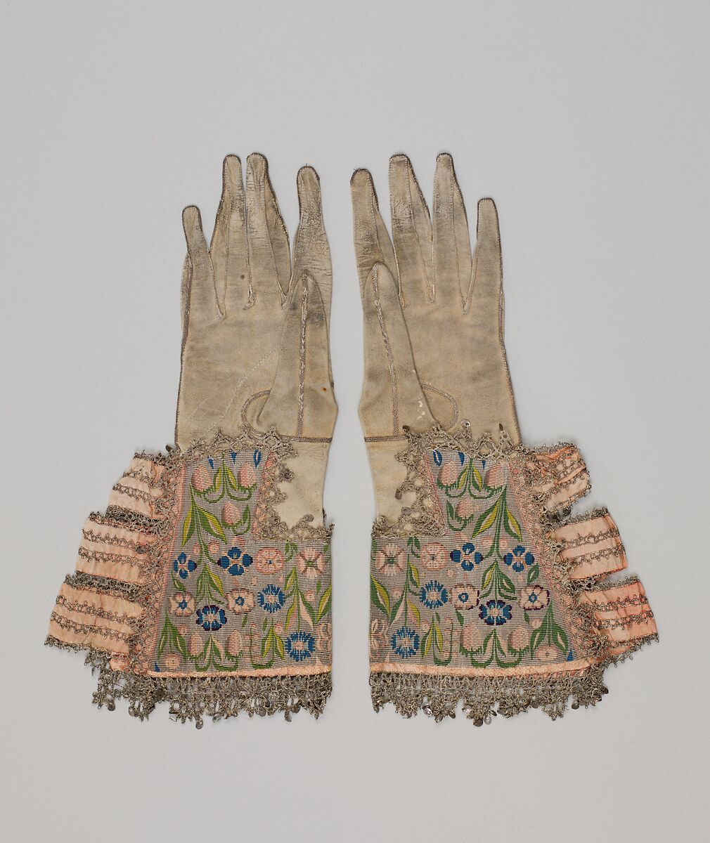 Pair of gloves, Leather, silk and metal thread, British
