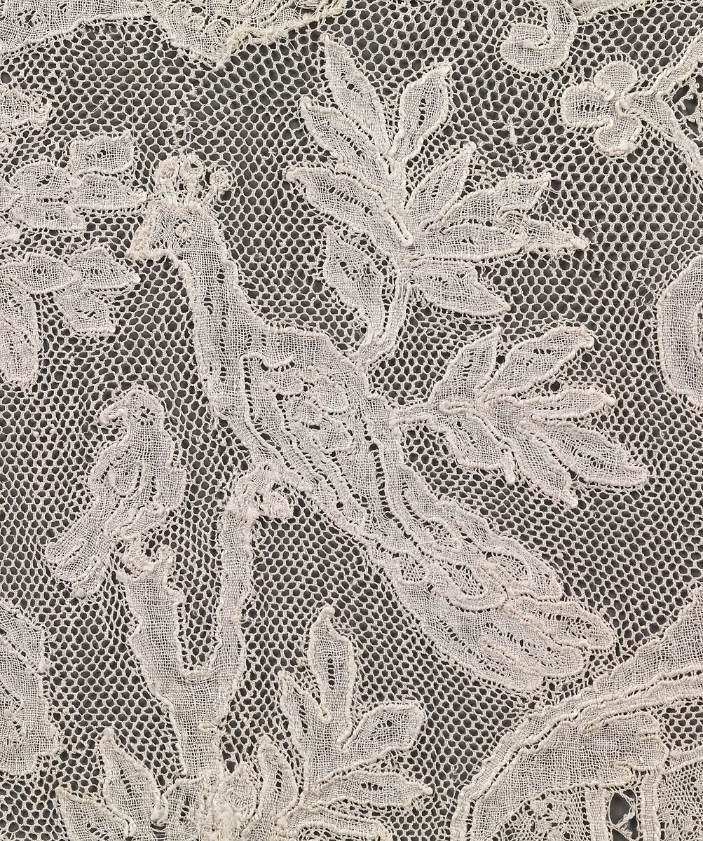 Cap crown, Linen, bobbin lace (Mechlin), Flemish