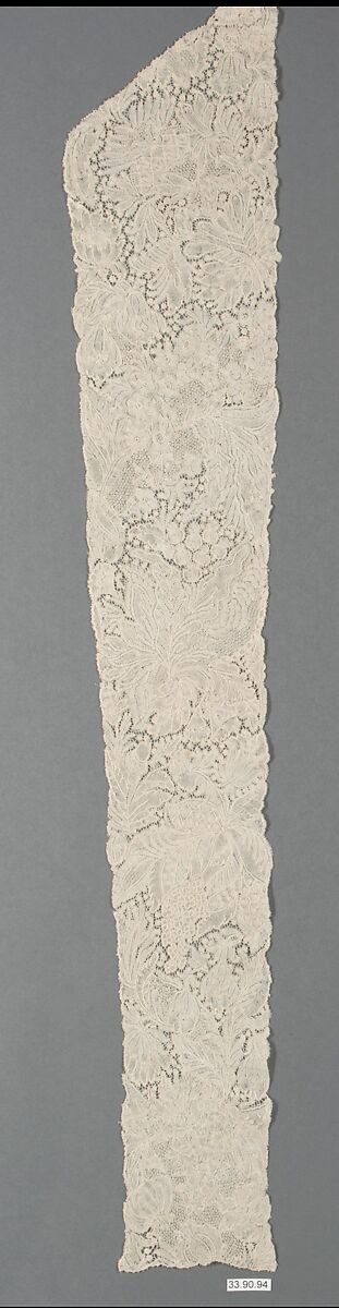 Lappet (one of a pair), Bobbin lace, point d'Angleterre, Flemish, Brussels 