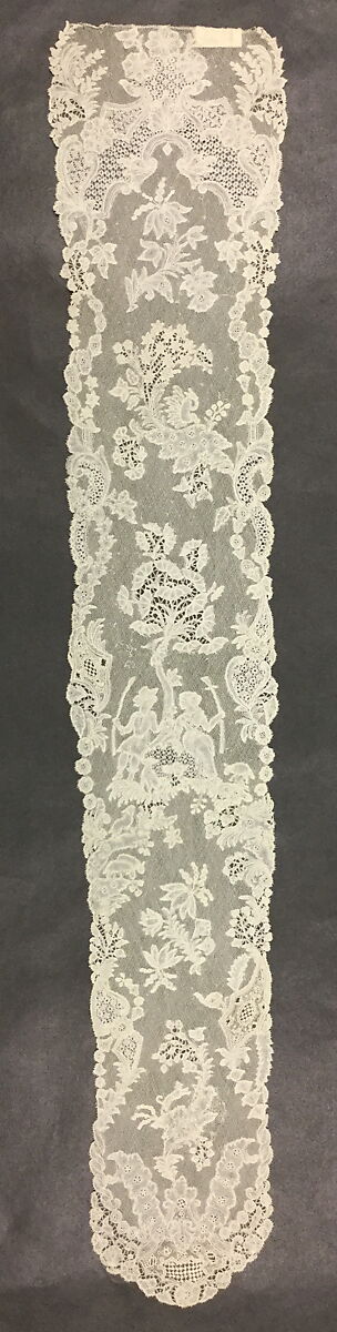 Lappet (one of a pair), Bobbin lace, point d'Angleterre, Flemish, Brussels 