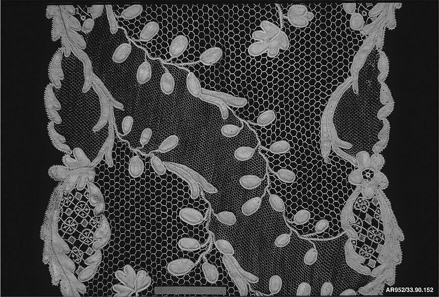 Cravat, Needle lace, point d’Alençon, point d'Argentan, French