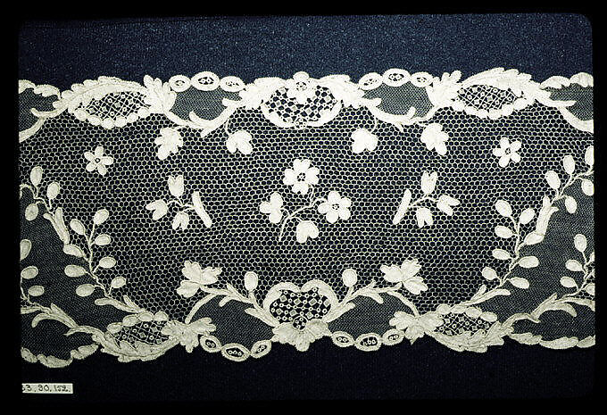 Cravat, Needle lace, point d’Alençon, point d'Argentan, French