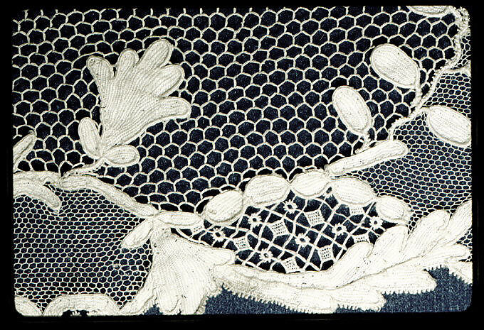 Cravat, Needle lace, point d’Alençon, point d'Argentan, French