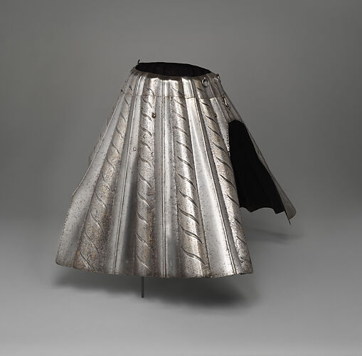 Armored Skirt (Base)