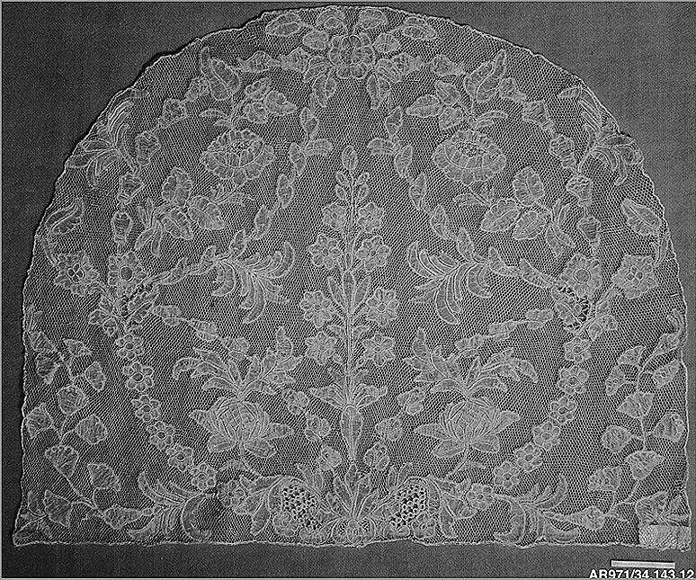 Cap crown, Bobbin lace, Brussels bobbin lace, point d'Angleterre, Flemish 