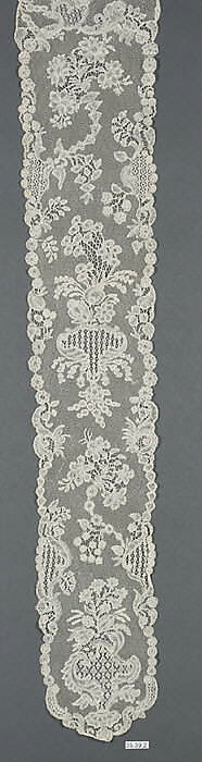 Pair of lappets, Bobbin lace, point d'Angleterre, Flemish, Brussels 