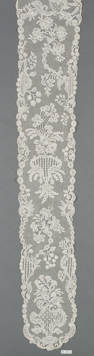 Pair of lappets, Bobbin lace, point d'Angleterre, Flemish, Brussels