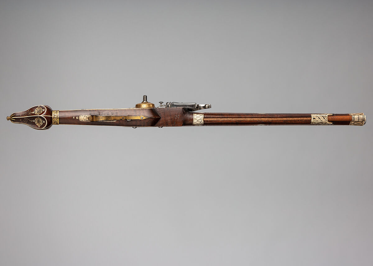 Pair of Wheellock Pistols Made for the Bodyguard of the Prince-Elector of Saxony, Simon Helbig (German, Dresden, recorded 1609–1642), Steel, gold, brass, staghorn, wood (beech), German, Dresden