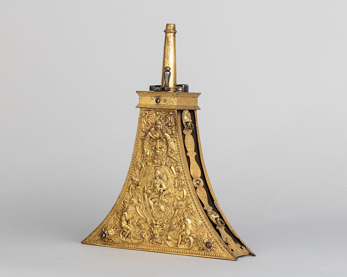 Powder Flask, Bronze, gold, wood, steel, French or Flemish