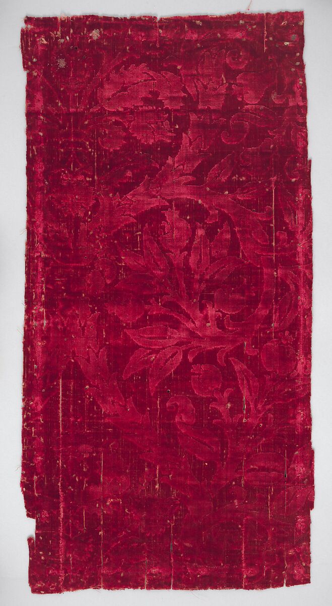 Fragment with Sempervivum tectorum motif, Silk, Italian, probably Milan 
