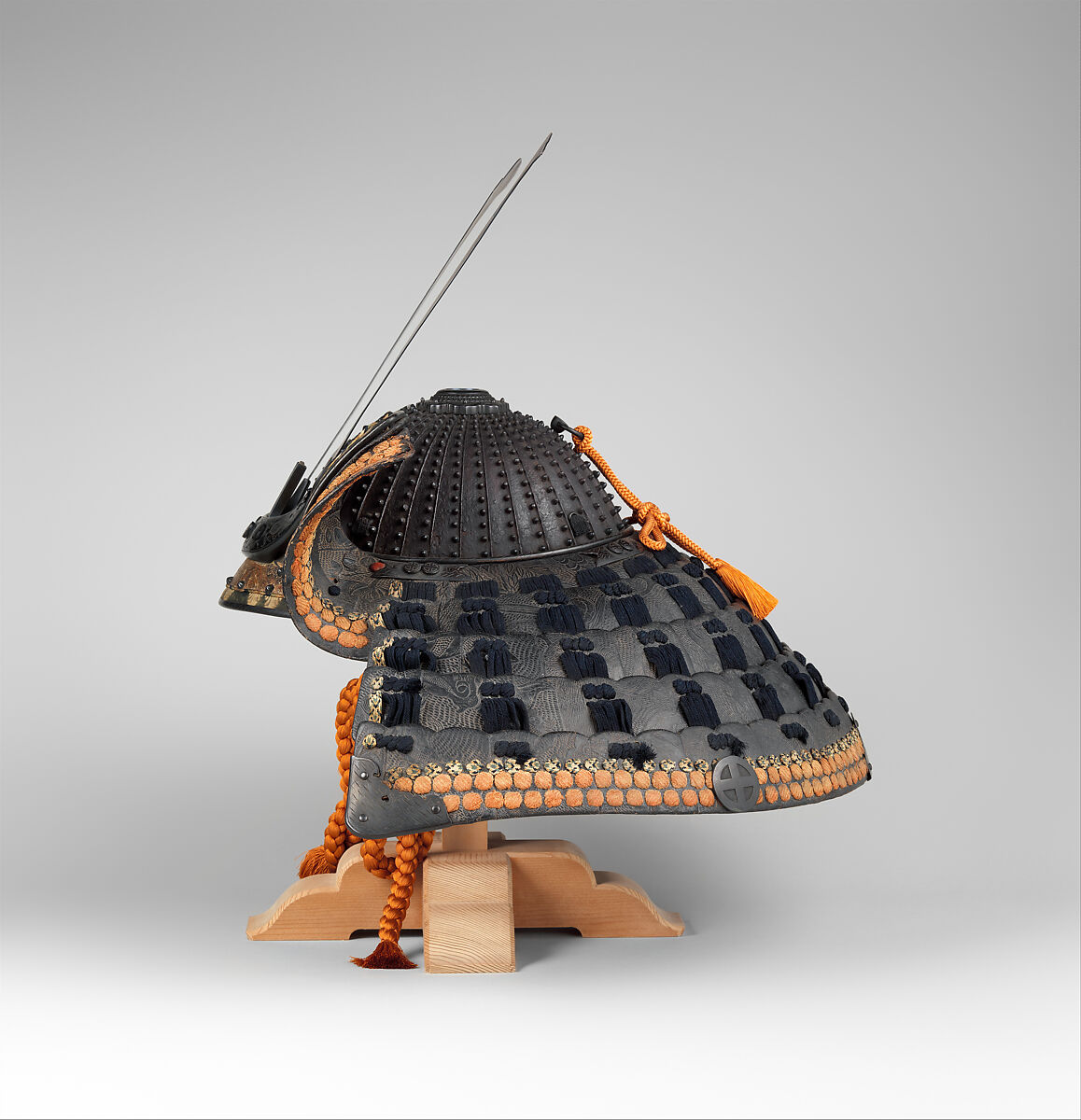 Helmet (<i>Hoshi Kabuto</i>), Iron, lacquer, leather, silk, copper-gold alloy (<i>shakudō</i>), Japanese